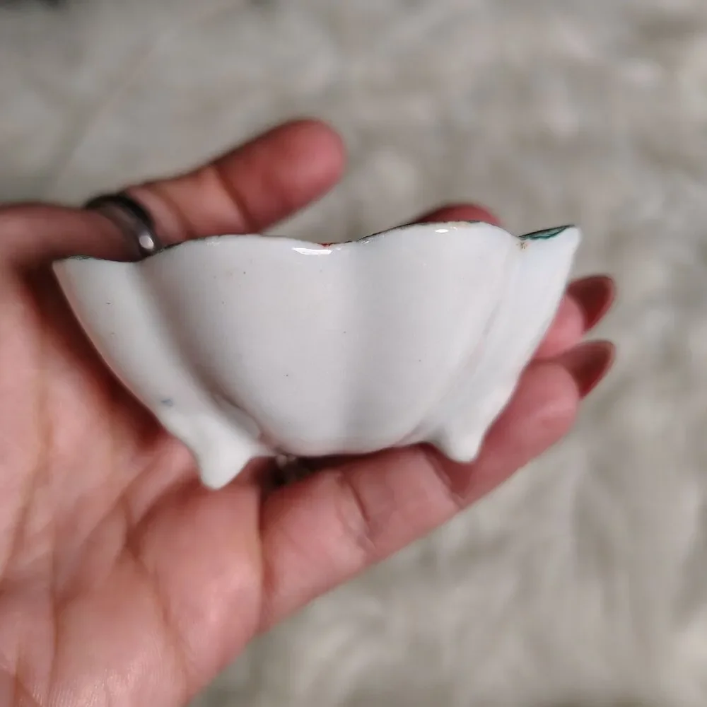 Rare Hand Painted Nippon Berry Finger Scalloped Footed Bowl River Landscape VTG